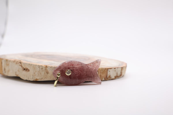 Strawberry Quartz fish-shaped pendant