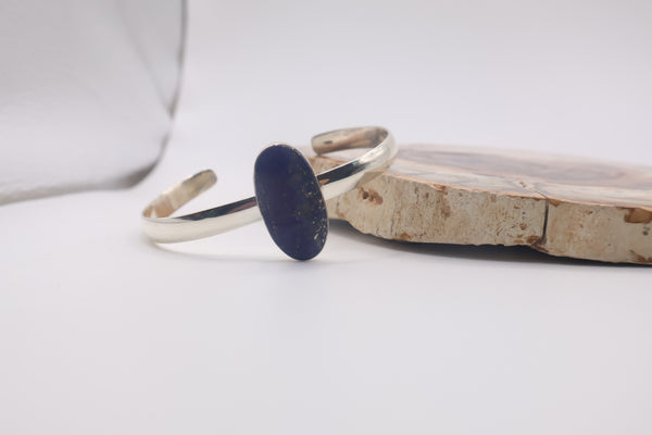 Sterling silver oval lapis lazuli gemstone cuff bracelet