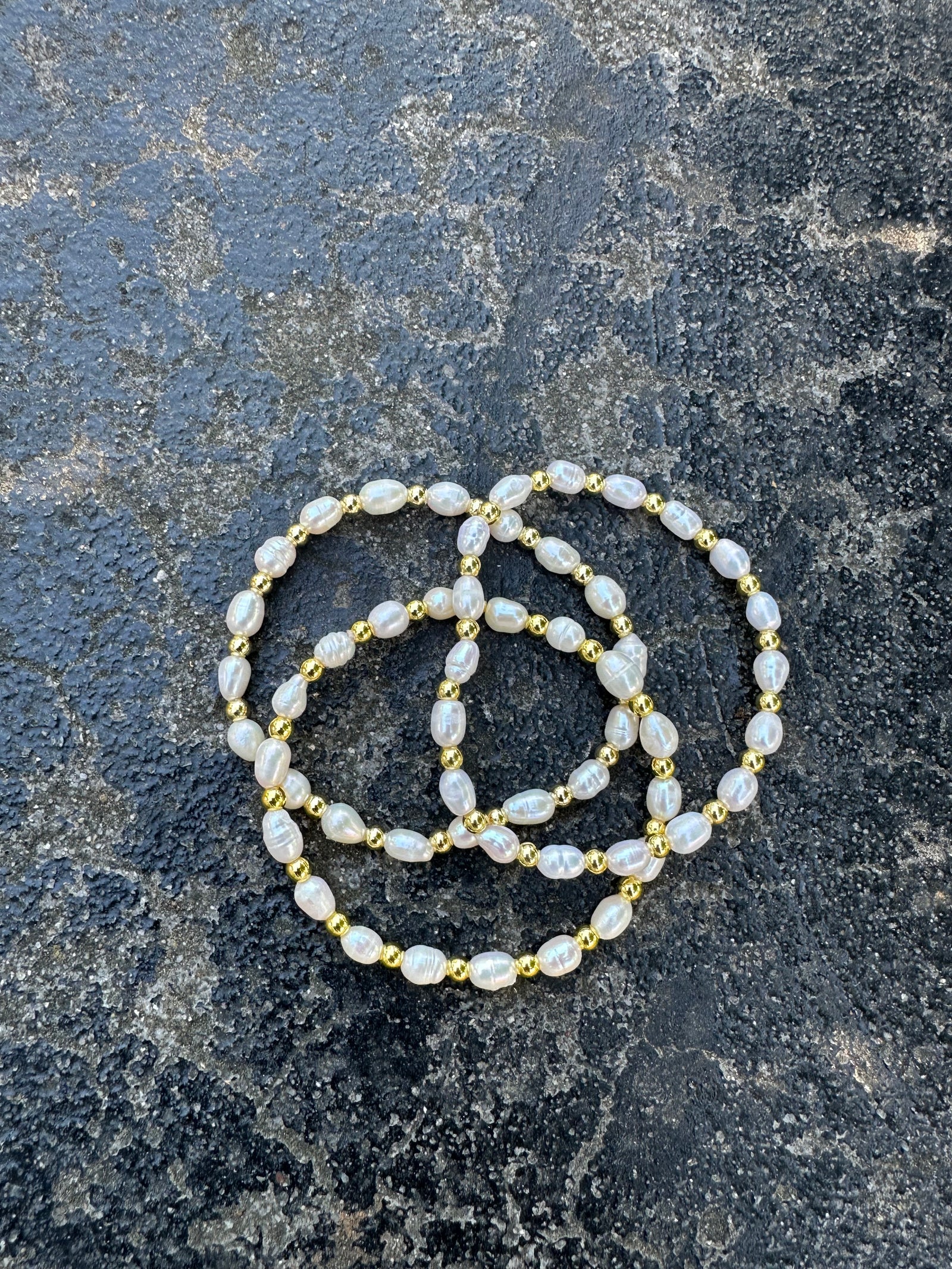Stretchy Freshwater Pearl Bracelets
