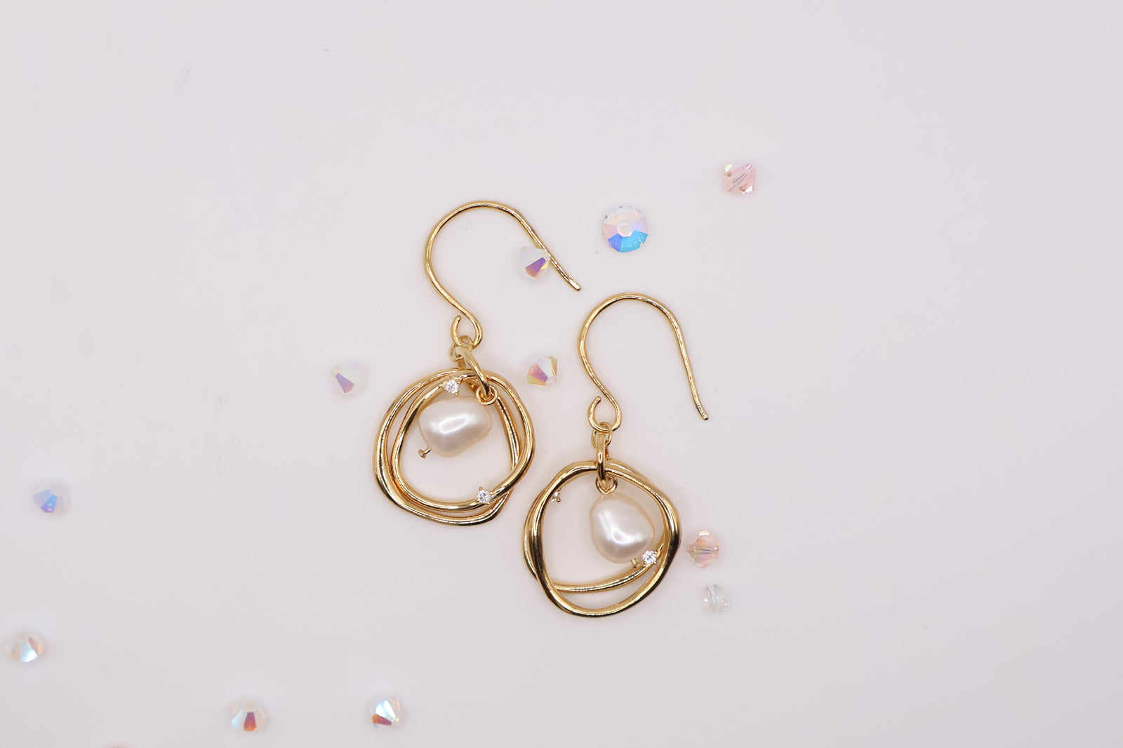 SS. genuine Pearl earrings
