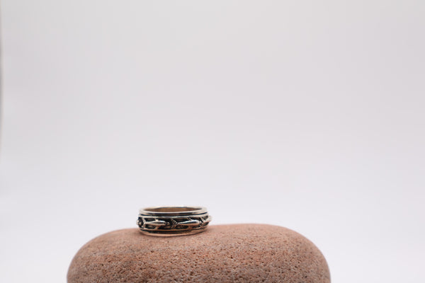 Men’s Sterling Silver Ring size 9.8