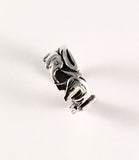 Sterling Silver Elephants band ring. Size About 7 &1/2 R051002